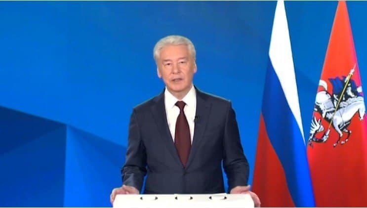Сергей Собянин выступает перед Мосгордумой. Кадр из видеозаписи этого выступления