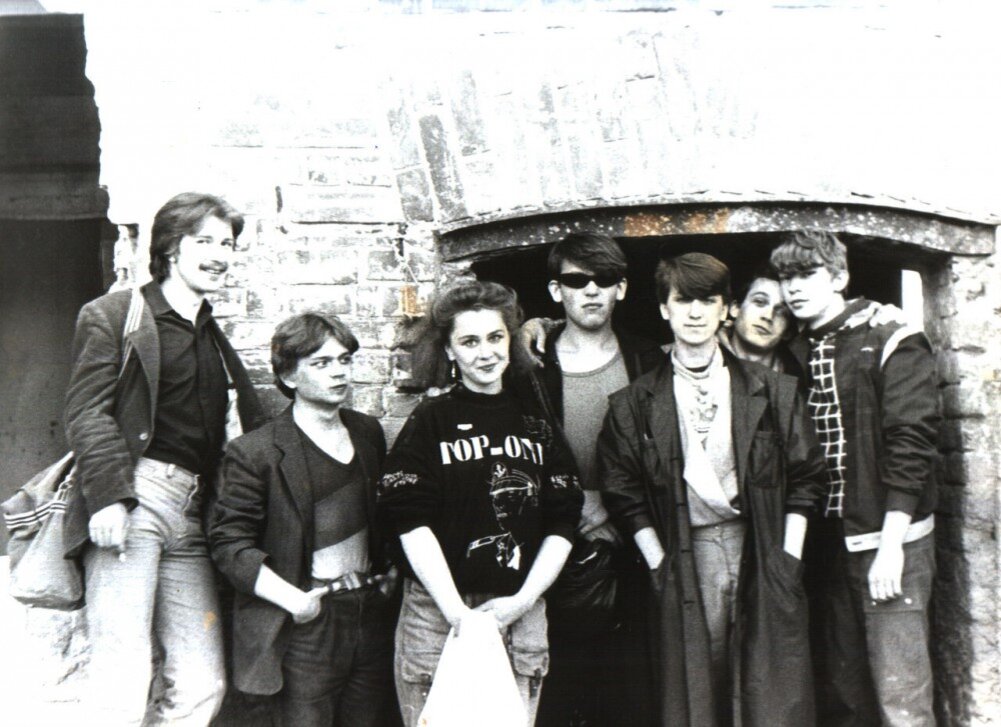 инструкция по выживанию группа фото. инструкция по выжигания. инструкция по выживанию архивные фото. инструкция по выживанию группа. группа инструкция по выживанию.