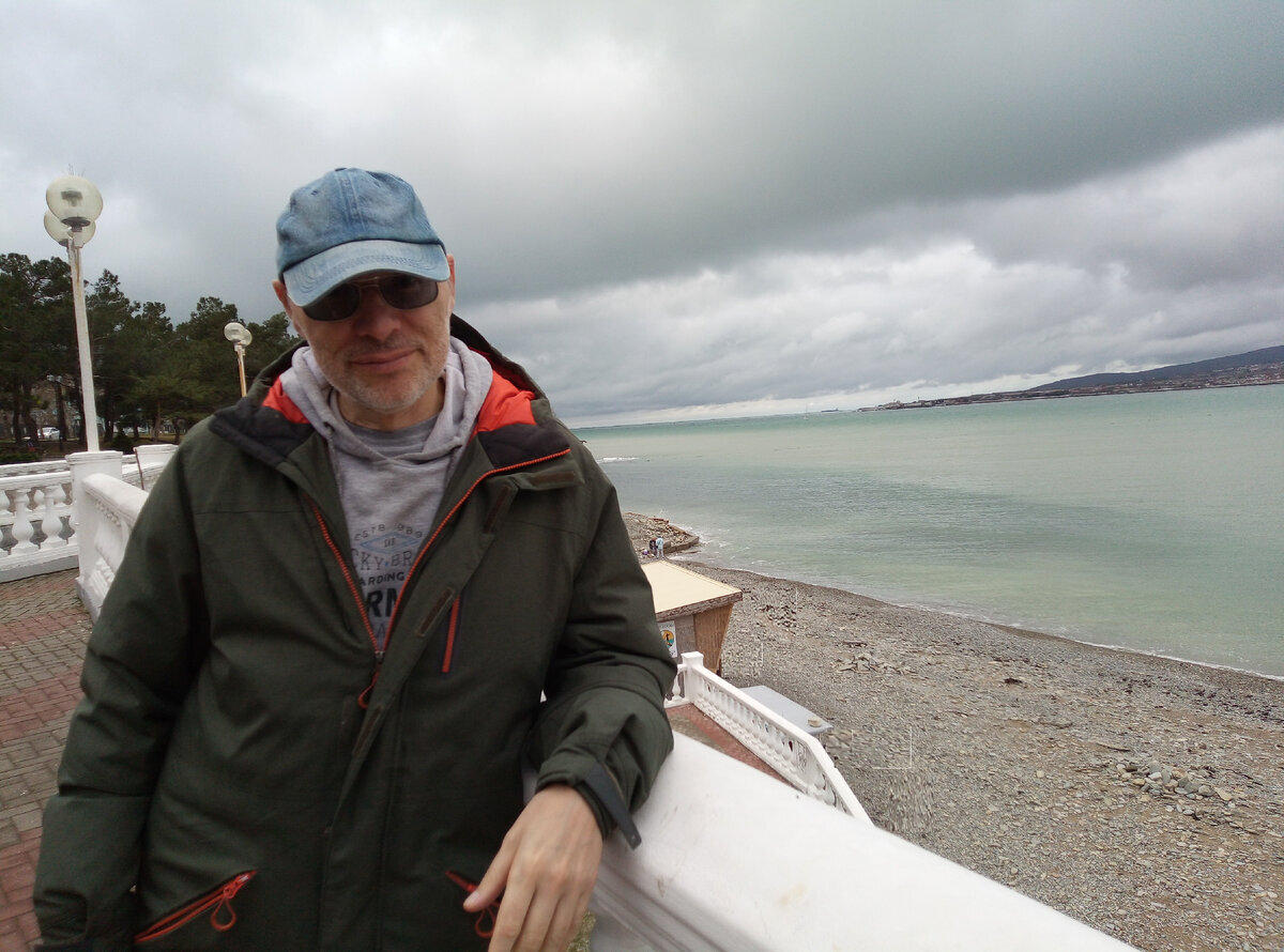 Михаил Лекс, автор: «Почему Кирилл больше не говорит своей жене, что он хочет на ужин?»