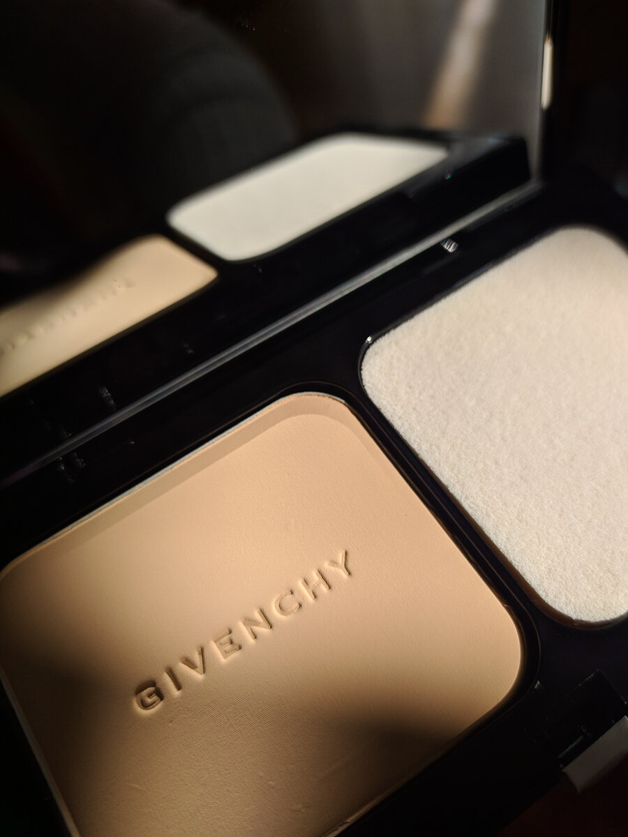 Givenchy Matissime Velvet Absolute Matt Finish Powder
