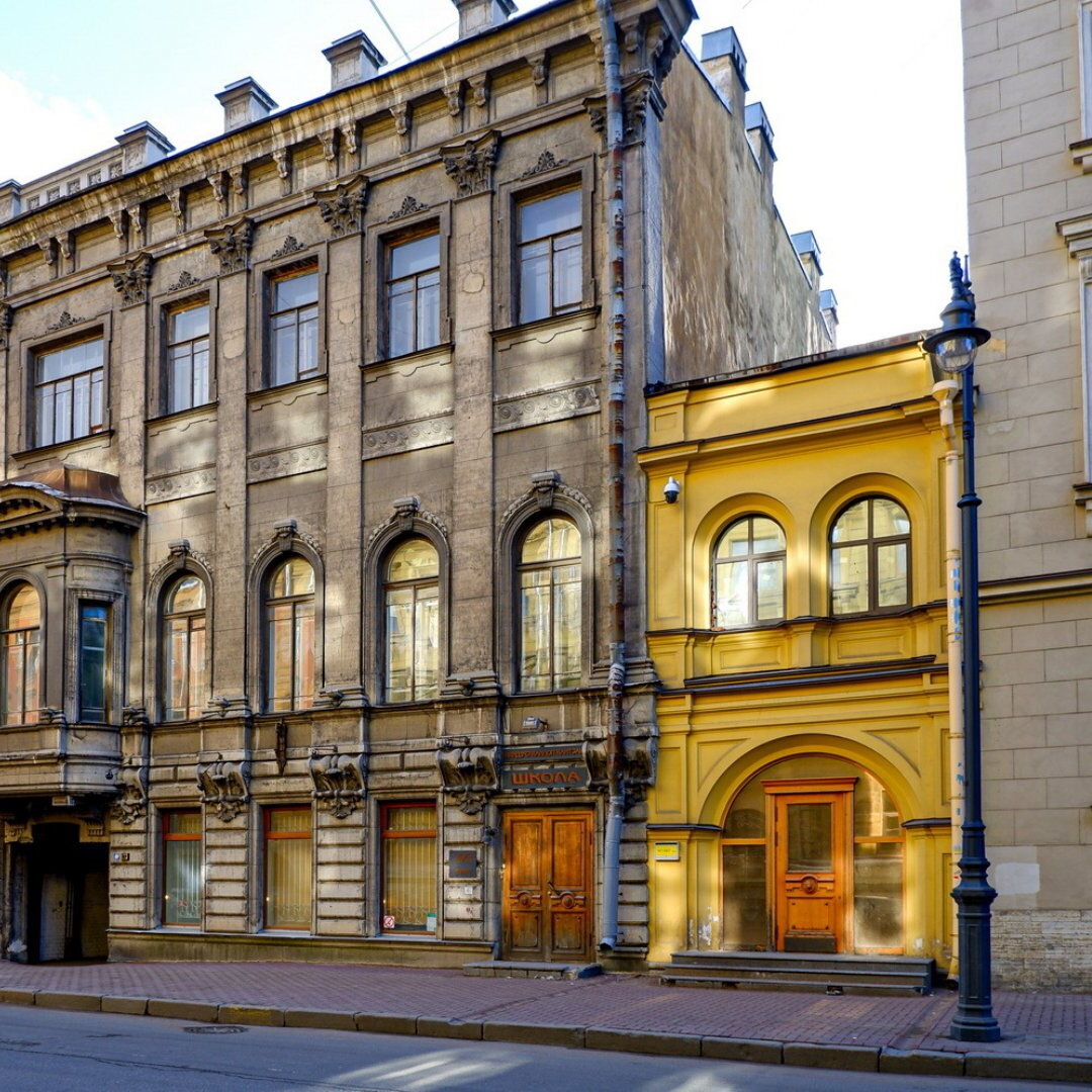 Самый маленький дом в Санкт-Петербурге. Угадайте, что в нем было раньше |  Top Secret History | Дзен