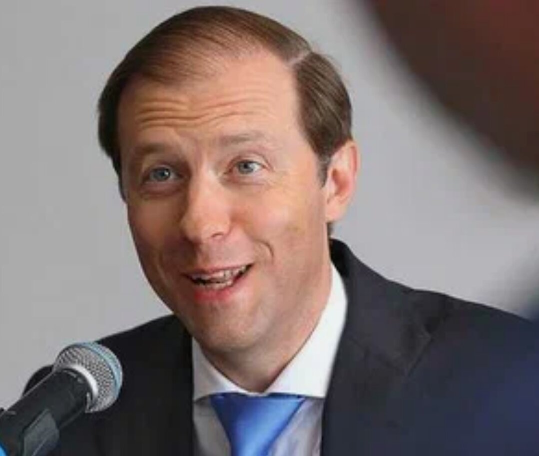 Денис Мантуров