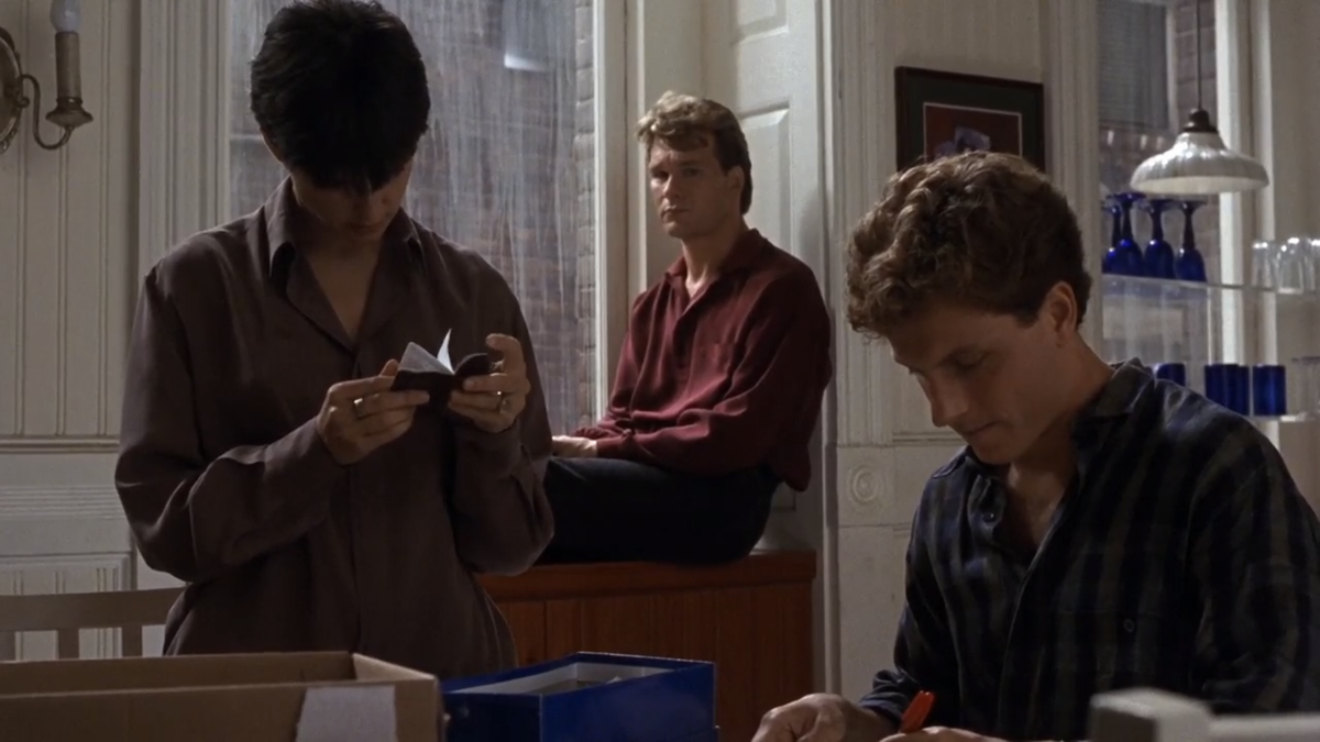 Кадр из фильма «Приведение»: Деми Мур, Патрик Суэйзи, Тони Голдуин