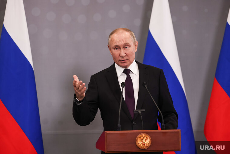    Путин высказал Шольцу свою позицию по Украине