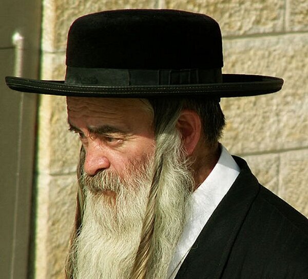 Вот для чего евреи носят эту маленькую шапочку