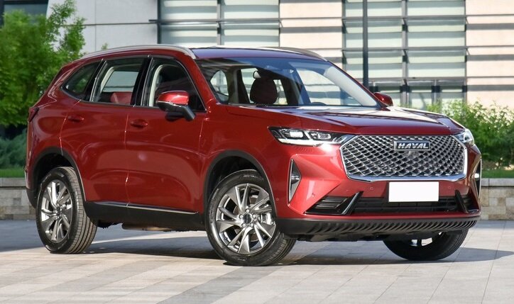 На фото: актуальный кроссовер Haval H6