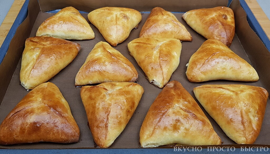 Пирожки с капустой - рецепт на канале Вкусно Просто Быстро