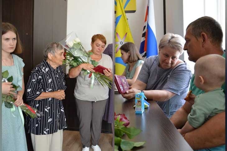    Мама, жена и сынишка Виктора Манина пришли на вручение высокой государственной награды. Фото администрации Искитимского района