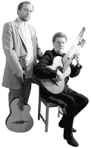 Ольшанский и Устинов с гитарой ГРАН ( фото с сайта vecherka.su)