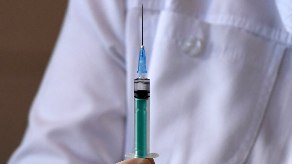    Вакцинация от COVID-19© РИА Новости . Максим Богодвид