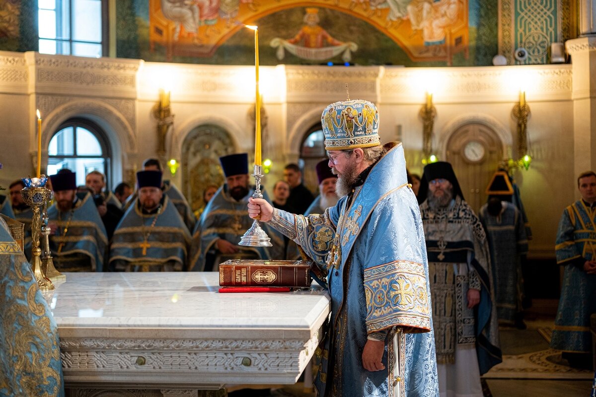 Прямая трансляция всенощной