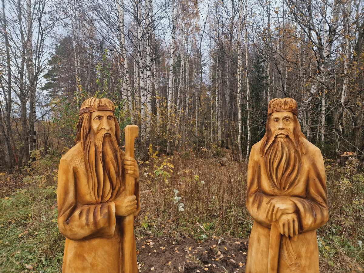 Братья Юкки встречают туристов