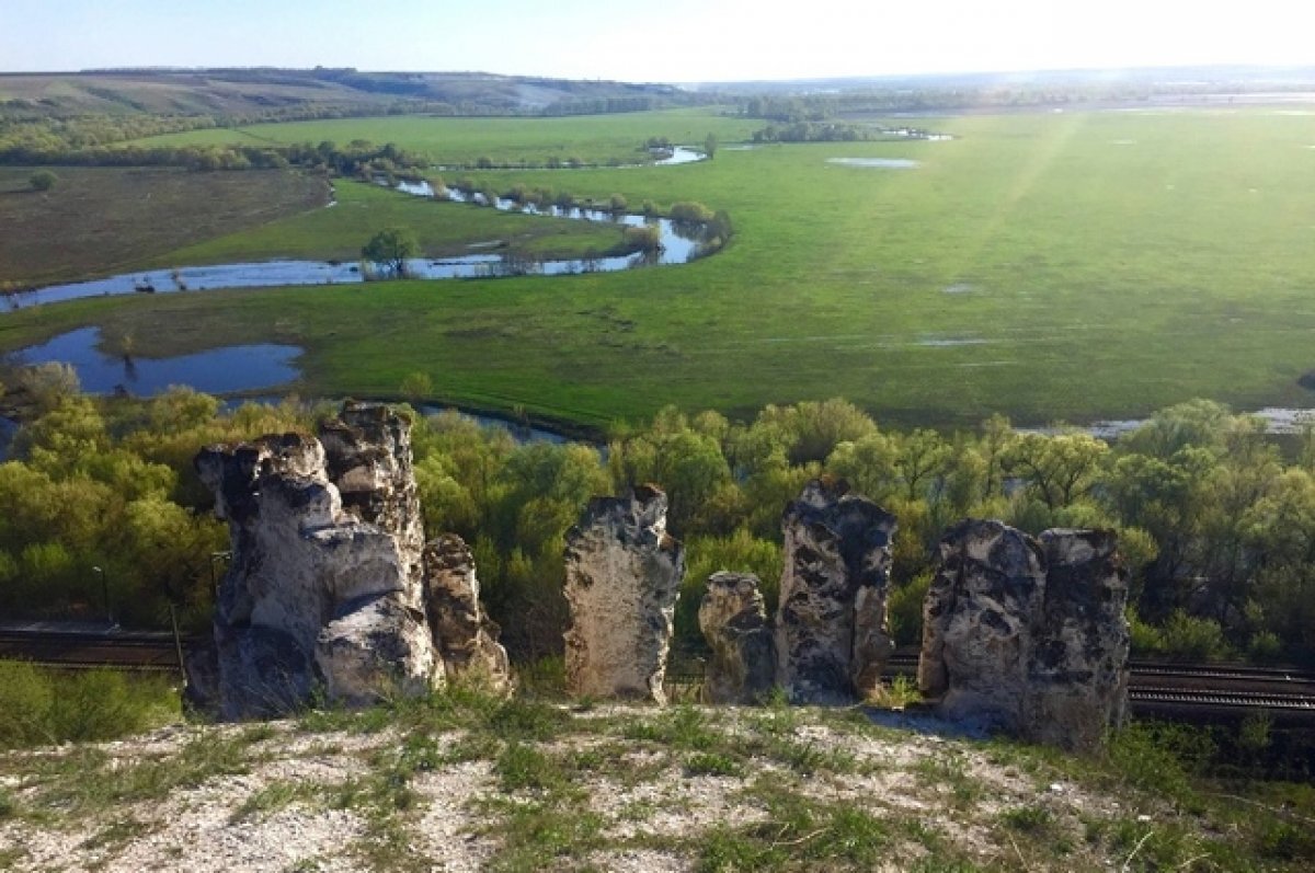 По года в воронежской. ДИВНОГОРЬЕ%20 ВОРОНЕЖСКАЯ%20 ОБЛАСТЬ. Дивногорье смотровая площадка. Дивногорье Воронежская область ночью. Нововоронеж Дивногорье.