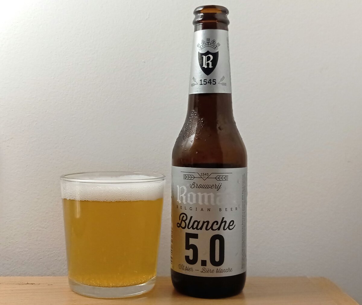 Roman Blanche 5.0 в стакане. 