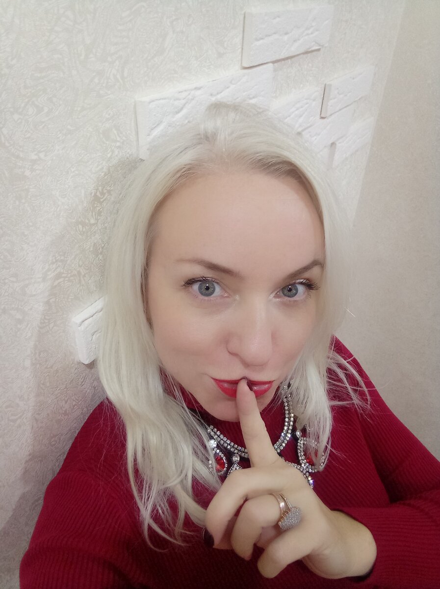 Прямо по секрету, мысли мои веселые))) 