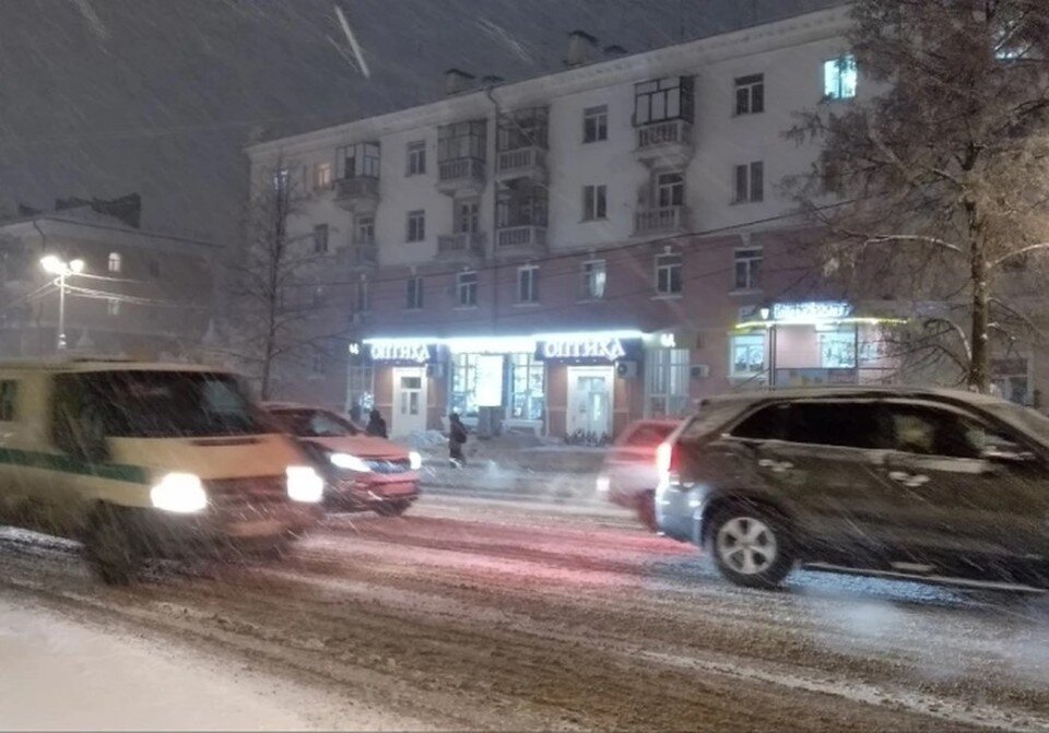     Городские службы Москвы начнут уборку улиц от наледи с 19:00 6 ноября Яна ШЕЛЕСТ
