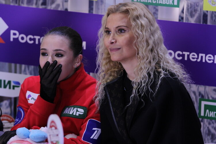    Камила Валиева и Этери Тутберидзе