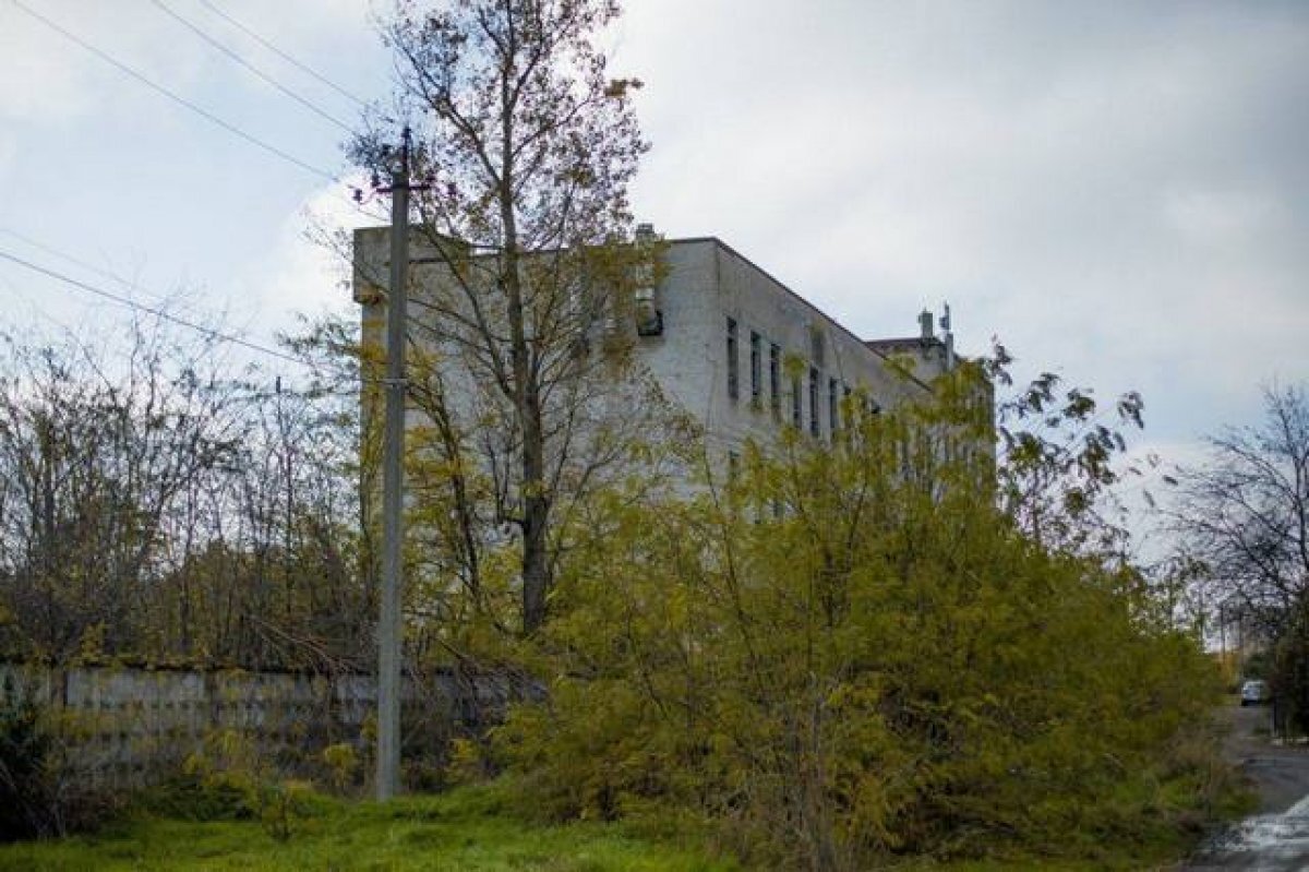    На заброшенной фабрике в Новопавловске хотят выпускать берцы и «горки»