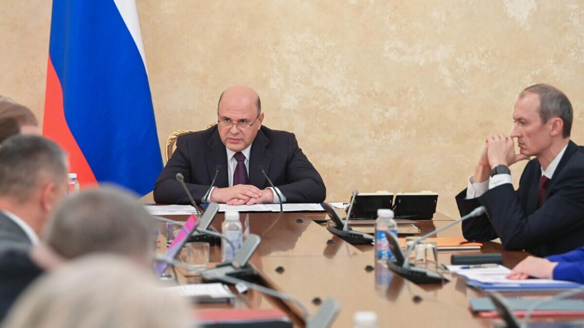    npoe.ru