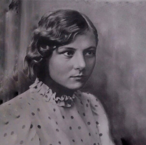 Валентина Олешко (1924-1943)