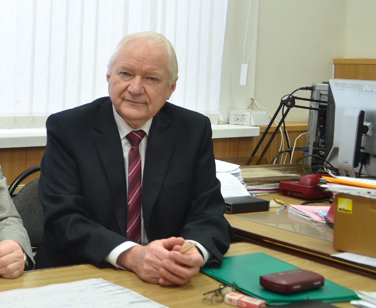Владимир Зиновьевич Зверовщиков