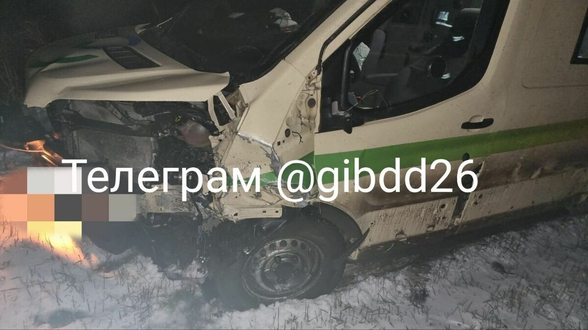     В Ставропольском крае началась проверка после аварии с тремя машинами, в которой один человек погиб и двое пострадали, сообщили в УСКР и по региону и прокуратуре края.