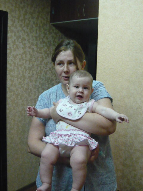 Фото из личного архива. Июль 2014 года. Полина со своим бесценным сокровищем.