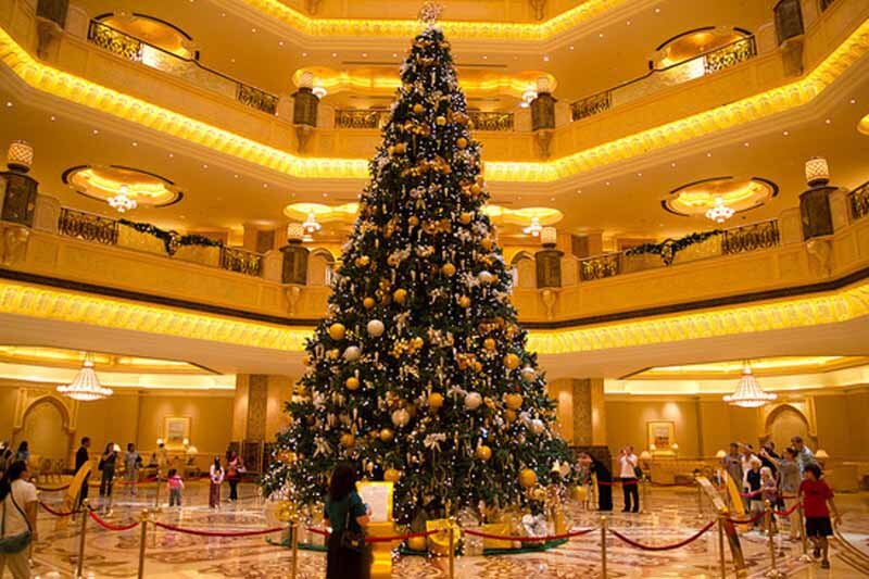10 фееричных новогодних елок в мире