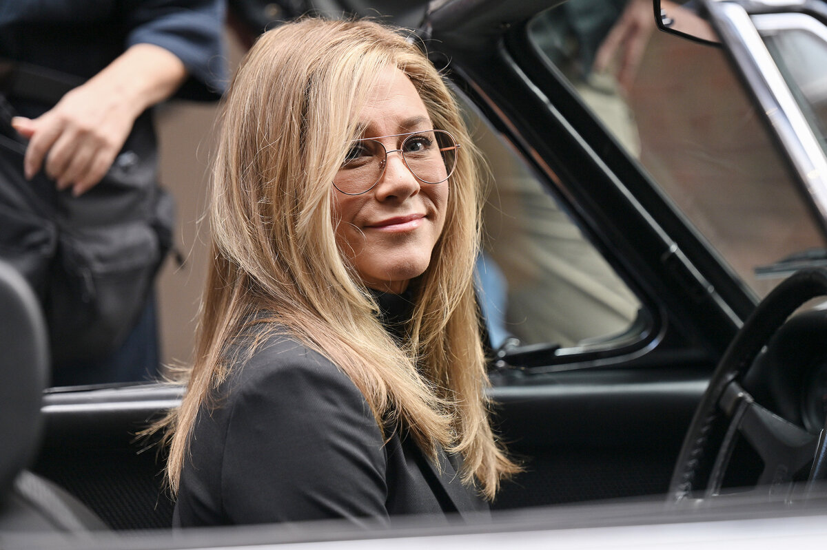     Ела его 10 лет и не поправлялась: Дженнифер Энистон раскрыла точный рецепт своего секретного салата для похудения