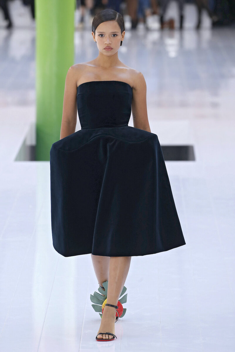    Loewe весна-лето 2023LEGION-MEDIA