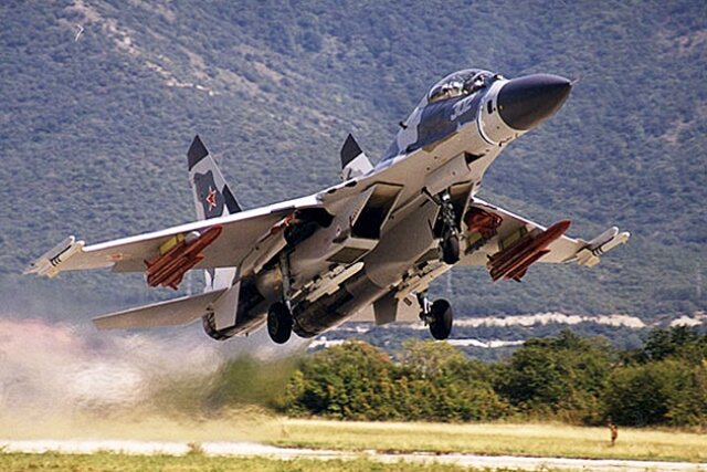    Многоцелевой истребитель Су-30 ВКС России Минобороны России