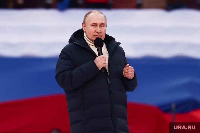    Владимир Путин отметил, что Россия может гарантировать Украине территориальную целостность
