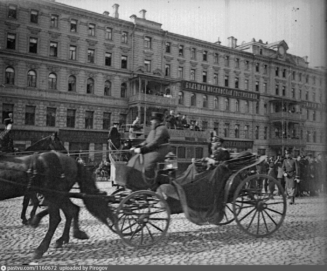 Воскресенская площадь 2а. Воскресенская площадь Москва.