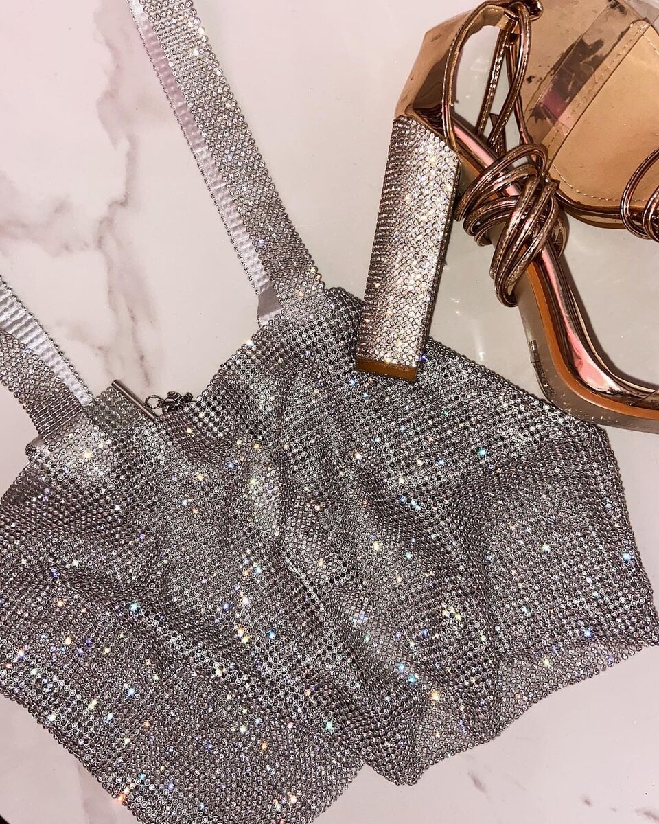   @santa.brands