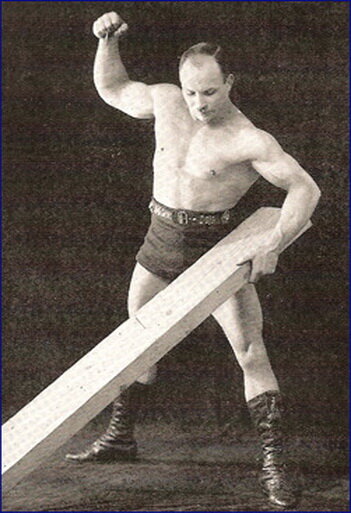 Цише еврей силач. Цише брайтбарт еврейский. Цише брайтбарт. Цише брайтбарт еврейский силач. Циша брайтбарт.