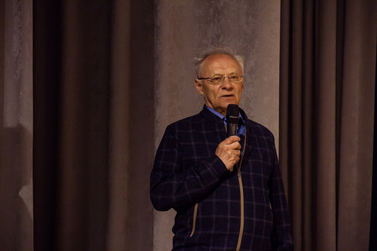 Доктор химических наук, профессор Виктор Михайлович Никольский 