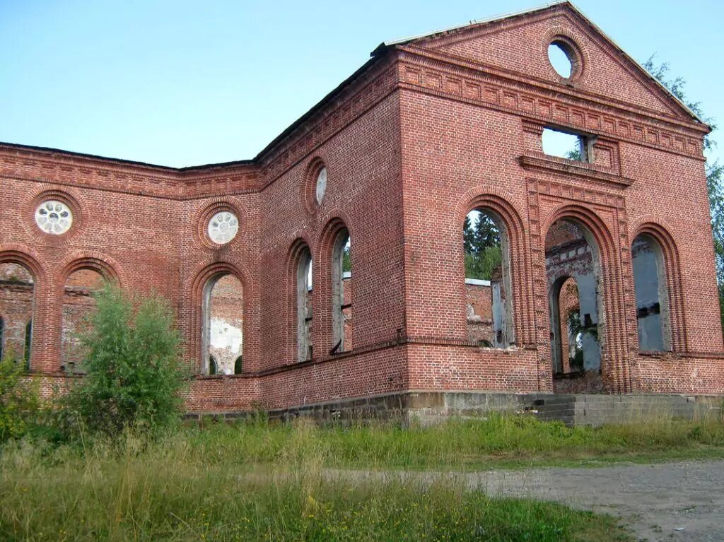 Кирха лахденпохья. Руины лютеранской кирхи Лахденпохья. Лютеранской кирхи прихода Яккима. Руины лютеранской кирхи "Яккима". Руины лютеранской церкви прихода Яккима Лахденпохья.