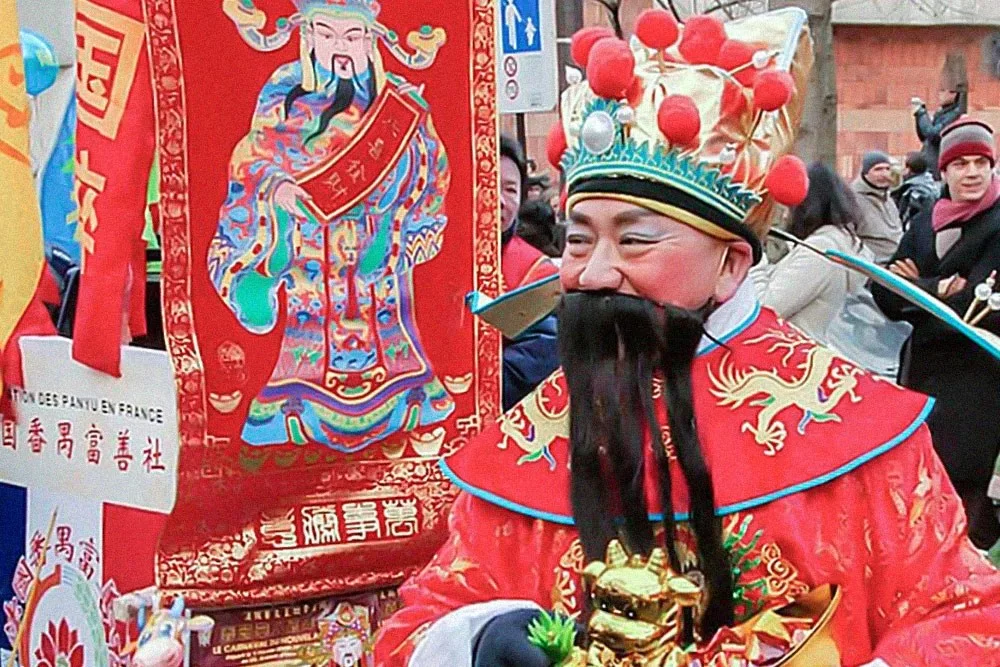 Шань Дань Лаожен, он же - Дед Мороз Китайский (яндекс-картинки)