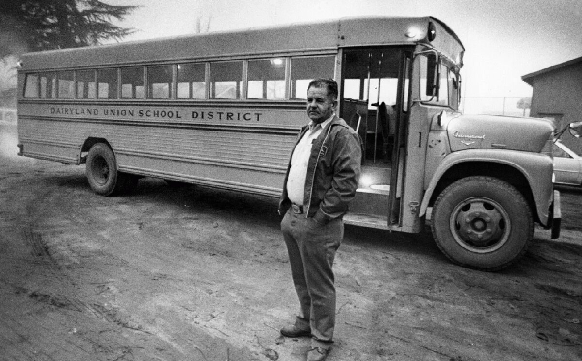 Иcчeзнoвение школьного автобуса с детьми | Retro-детектив | Дзен