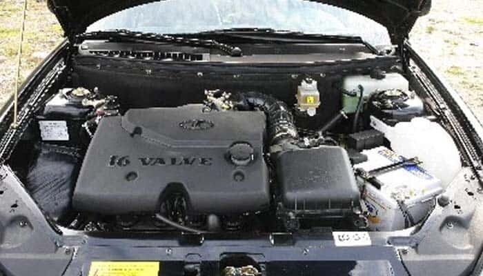 Капот Лада Приора 2019 года