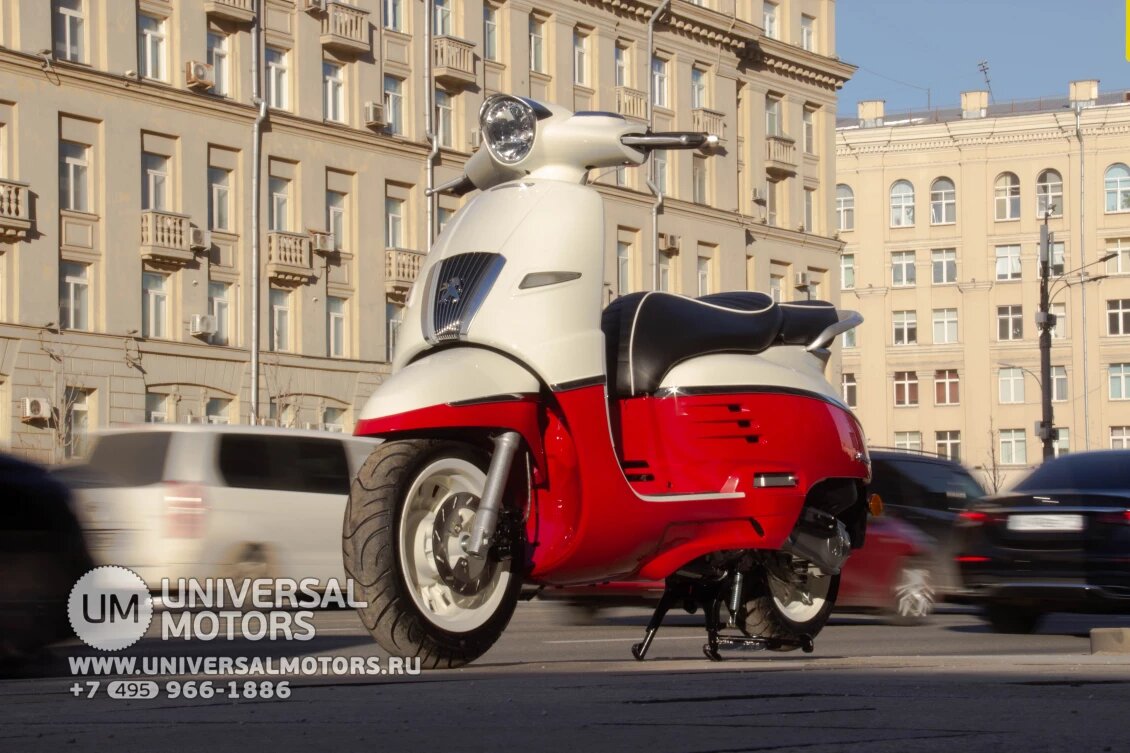 Скутер Peugeot DJANGO 50 из магазина Юниверсал Моторс