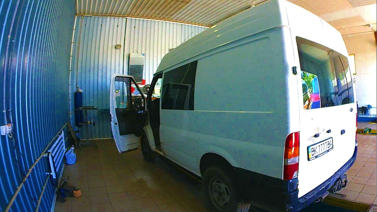 Завести форд транзит. Форд Транзит 2005 года 2.0 дизель. Ford Transit ремонтная мастерская. Автоэлектрик Форд Транзит. Дизайн расклейки Форд Транзит.