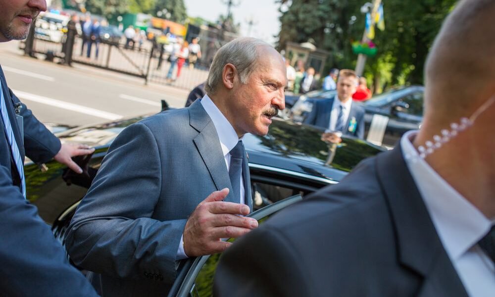 Александр Григорьевич Лукашенко-президент Белорусии.