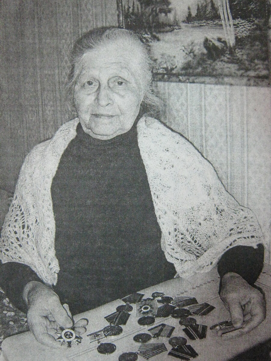 Мария Карповна Садовникова 