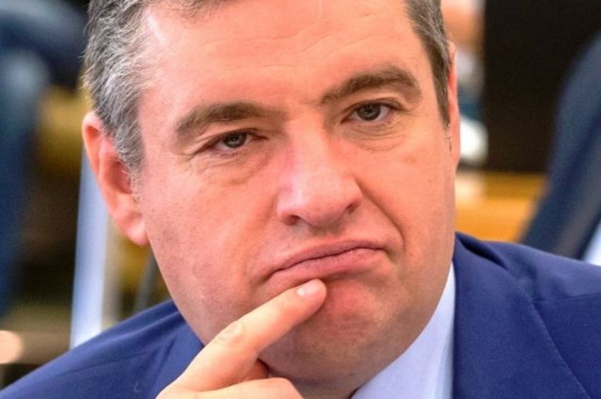   Слуцкий: Зеленский толкает Запад к третьей мировой войне