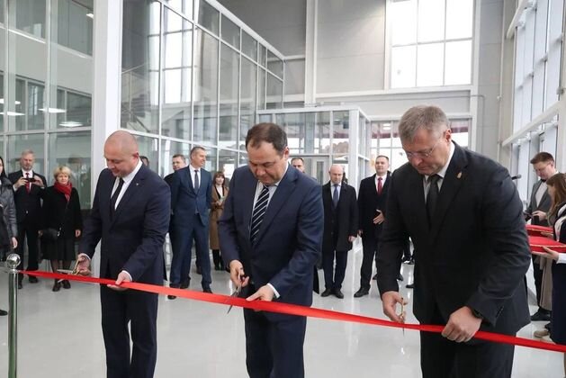    Открытие дилерского центра Правительство Астраханской области