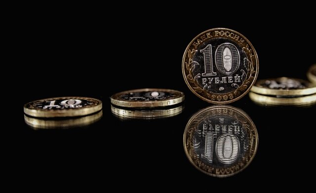    Деньги Дарья Антонова © ИА REGNUM