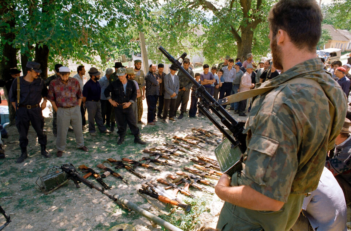 Теракты чеченских боевиков. Незаконное вооруженное формирование. НВФ незаконное вооруженное формирование.
