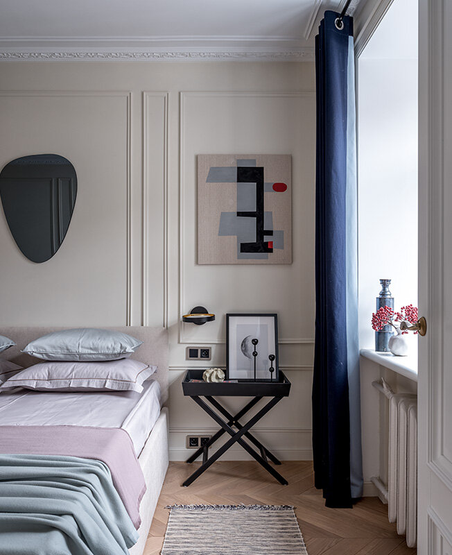 Ярко и стильно. Авангардный, эстетичный интерьер в старой хрущевке с низкими потолками