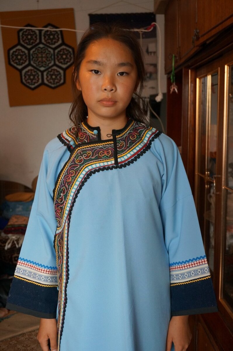Нанайцы (устаревшее гольды) являются коренным малочисленным народом Дальнего Востока. В мире всего около 16 000 нанайцев.-8